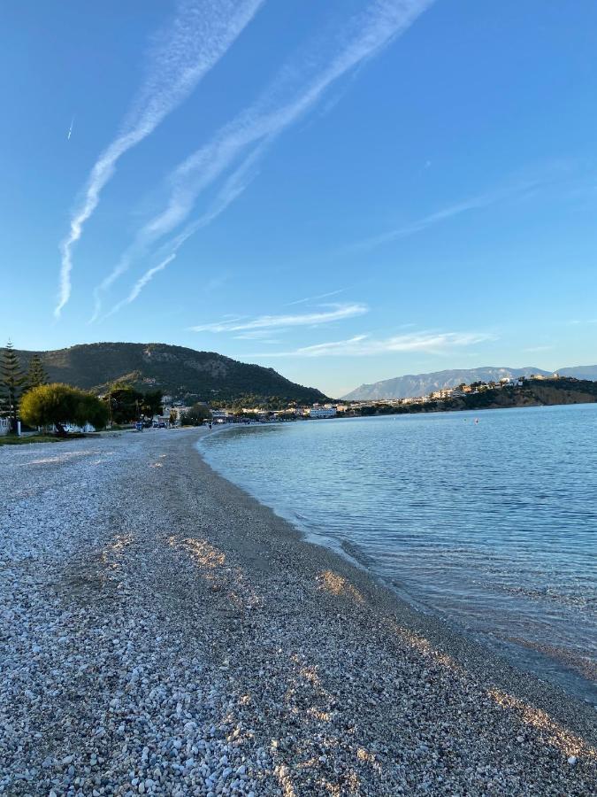 Mpanos Sea Apartment 2 Лутра-Ореас-Эленис Экстерьер фото